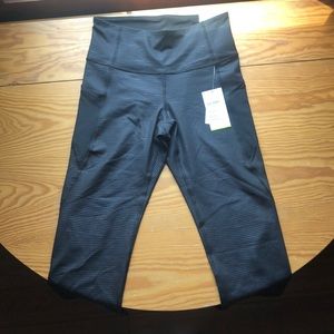 Old Navy crop high rise leggings